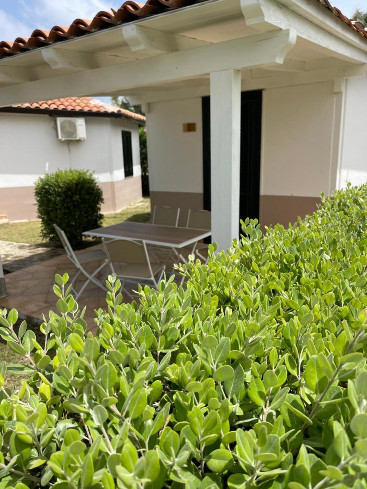 Soleada Club Apart otel Campofelice Di Roccella Dış mekan fotoğraf